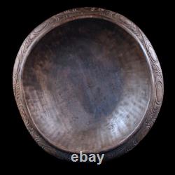 Plat en bois, wooden dish, oceanic art, papua new guinea, tribal art