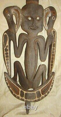 Polychrome Carving Wood Sculpture Bird Arm Hook Smiling Baby Papua New Guinea