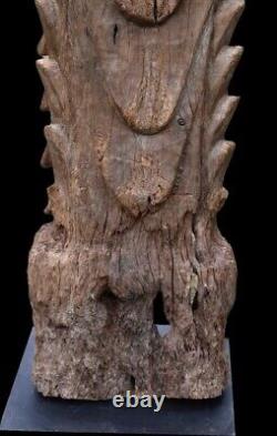 Poteau de case, house post, totem, oceanic art, papua new guinea