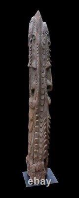 Poteau de case, house post, totem, oceanic art, papua new guinea