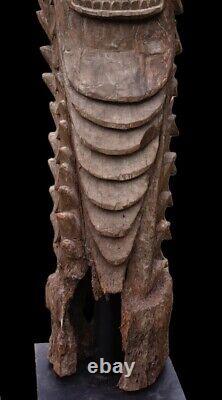 Poteau de case, house post, totem, oceanic art, papua new guinea