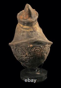 Poterie rituelle, kwoma ceramic, oceanic art, papua new guinea