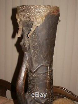 Primitive art Sepik river Papua New Guinea kundu dance drum climbing crocodile