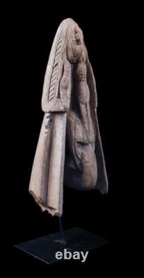 Proue de pirogue, canoe prow, Murik lakes, papua new guinea, tribal art