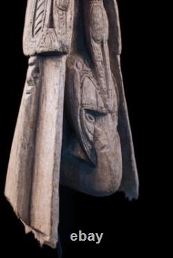 Proue de pirogue, canoe prow, Murik lakes, papua new guinea, tribal art