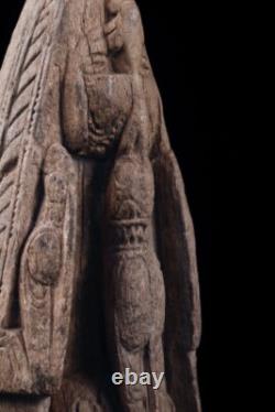 Proue de pirogue, canoe prow, Murik lakes, papua new guinea, tribal art