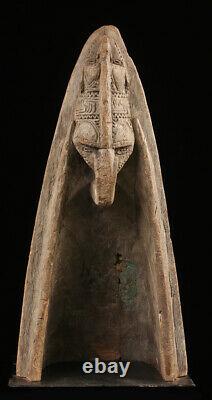 Proue de pirogue, canoe prow, murik lakes area, papua new guinea, oceanic art