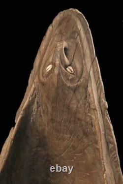 Proue de pirogue, canoe prow, murik lakes area, papua new guinea, oceanic art