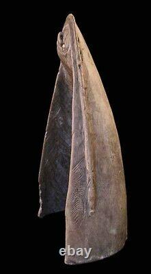 Proue de pirogue, canoe prow, murik lakes area, papua new guinea, oceanic art