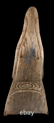 Proue de pirogue, canoe prow, sepik river, papua new guinea