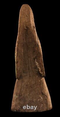 Proue de pirogue, canoe prow, sepik river, papua new guinea