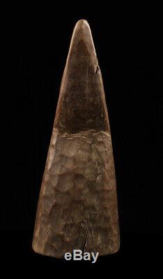 Proue de pirogue, canoe prow, sepik river, papua new guinea