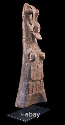 Proue de pirogue, canoe prow, sepik river, papua new guinea, tribal art