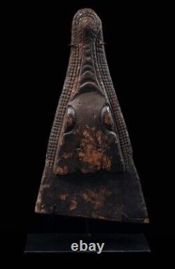 Proue de pirogue, canoe prow, sepik river, papua new guinea, tribal art