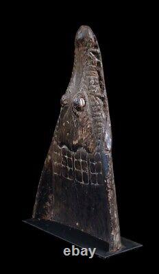 Proue de pirogue, canoe prow, sepik river, papua new guinea, tribal art