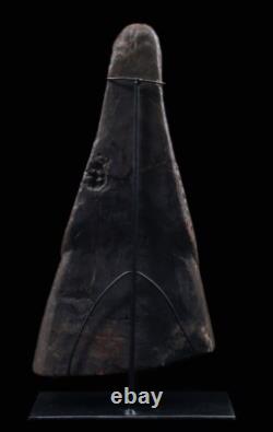 Proue de pirogue, canoe prow, sepik river, papua new guinea, tribal art