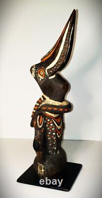 Rare 1920s Papua New Guinea Abelam Hornbill Totem Anthropomorphic Carved Wood Rare 1920s Papua New Guinea Abelam Hornbill Totem Anthropomorphic Carved Wood