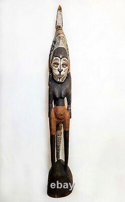 Rare Papua New Guinea Vint Iatmul Kambot Female Ancestor & Seabird Wood Carving