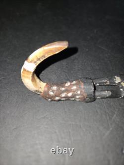 Rare Tribal Papua New Guinea Middle Sepik Oceanic Lime Ancestor Carving W Claw