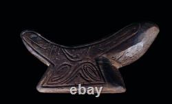Repose tête, headrest, Papua New Guinea, oceanic art, tribal art, 21 x 7 x 10 cm