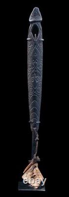 Rhombe, bullroarer, papua new guinea, oceanic art, traditional instrument, 29 cm
