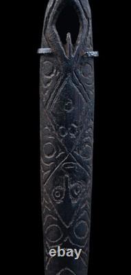 Rhombe, bullroarer, papua new guinea, oceanic art, traditional instrument, 29 cm
