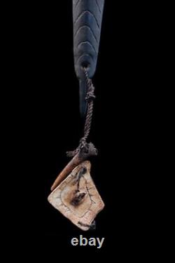 Rhombe, bullroarer, papua new guinea, oceanic art, traditional instrument, 29 cm