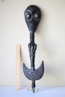 Sepik Basket Hook Figure for food, Elephant Papua New Guinea Wood Carving 1960s