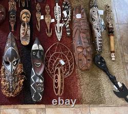 Sepik Basket Hook Figure for food, Elephant Papua New Guinea Wood Carving 1960s