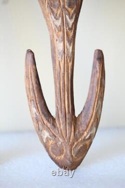 Sepik Basket Hook for hanging food or baskets, Papua New Guinea 1960s #tiki