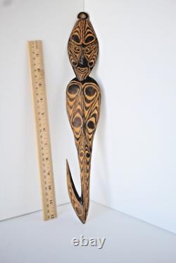 Sepik River Basket Hook Figures for hanging food Kundiman, Papua New Guinea