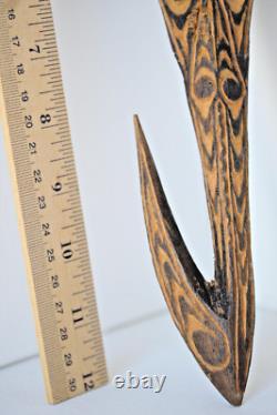 Sepik River Basket Hook Figures for hanging food Kundiman, Papua New Guinea