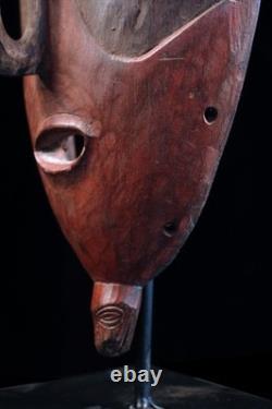 Spirit mask, oceanic art, tribal art, Oceania, Papua New Guinea, sculpture 72 cm