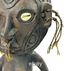 Statue d'ancêtre ancestor carving Sepik river oceanic art Papua New Guinea 16.5