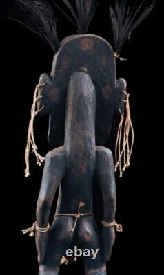 Statue d'ancêtre, ancestor carving, Sepik river, oceanic art, papua new guinea