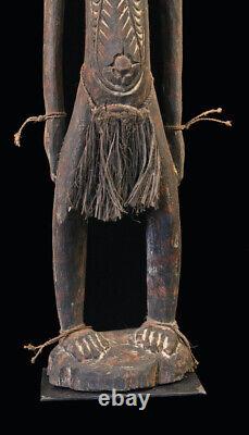 Statue d'ancêtre, ancestor carving, sepik river, oceanic art, papua new guinea