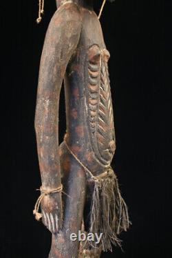 Statue d'ancêtre, ancestor carving, sepik river, oceanic art, papua new guinea