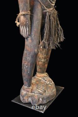 Statue d'ancêtre, ancestor carving, sepik river, oceanic art, papua new guinea