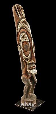 Statuette, cult figure, statue, oceanic art, Papua new guinea, tribal art