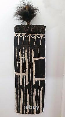 Superb old Eastern Highlands war shield, Tribal Art Papua New Guinea t3241