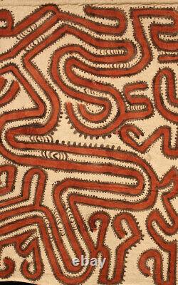 Tapa cloth, painted beated bark, popondetta, papua new guinea