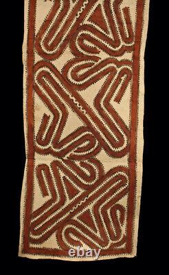 Tapa cloth, painted beated bark, popondetta, papua new guinea