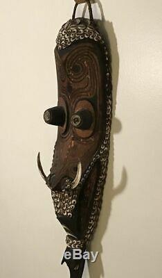 Tribal Primitive wall Art/Mask from Papua New Guinea