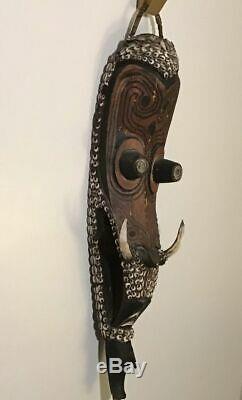 Tribal Primitive wall Art/Mask from Papua New Guinea