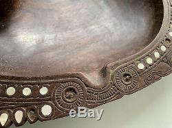 Trobriand Islands Papua New Guinea PNG carve wood bowl with shell inlay Pacific