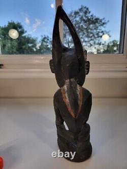 VTG Papua New Guinea Carved Figure Statue MAN Kneeling with Horns White Face