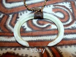 Vanuatu Papua New Guinea Highlands Huli Necklace with seeds Vintage circa 1970s