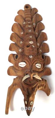 Vintage Handmade 1970s Papua New Guinea Folk Art Hanging Mask Inlaid Seashells