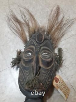 Vintage Papua New Guinea Ancestor Figure Male. Museum Quality 29 tall