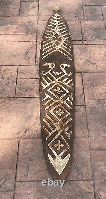 Vintage Papua New Guinea Gope Board With Finial